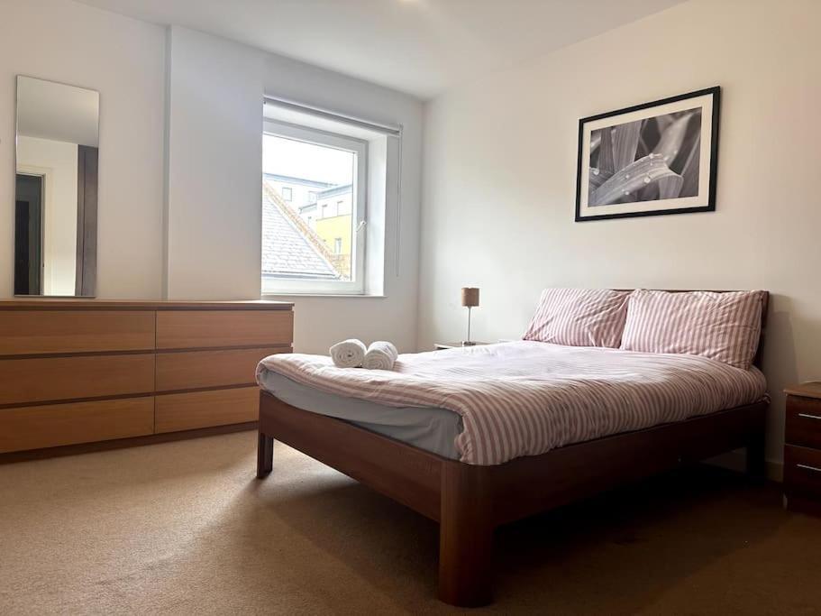 The Island & Cutty Sark Apartment London Exterior photo